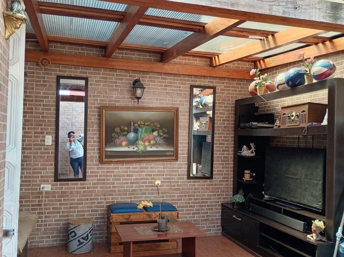 Casa de 191 m² con 3 Habitaciones en Venta en Quitumbe — imagen 10