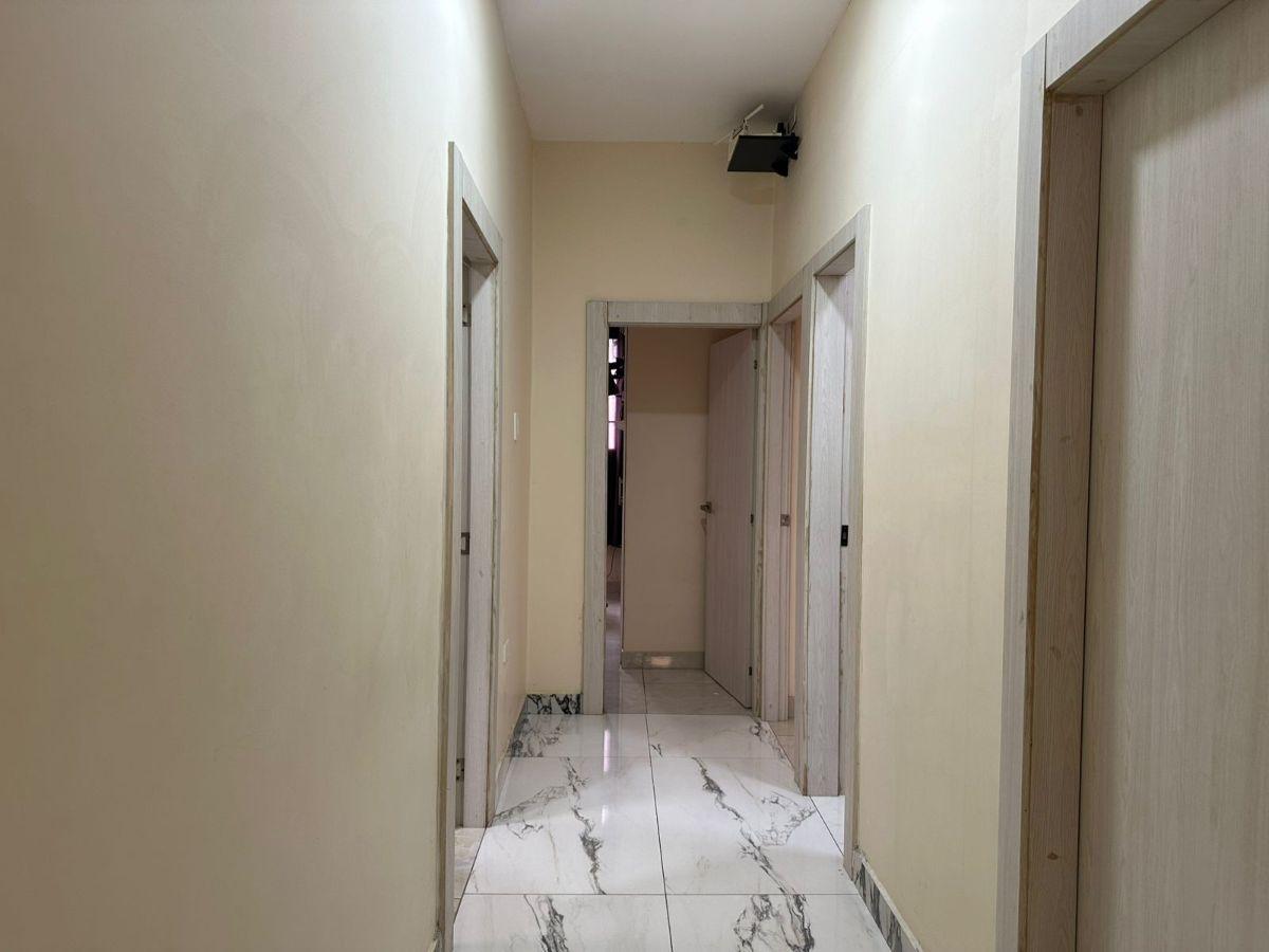 Casa Remodelada Lista Para Habitar en Los Ceibos Sector Tradicional - A. Blum, Guayas — imagen 3