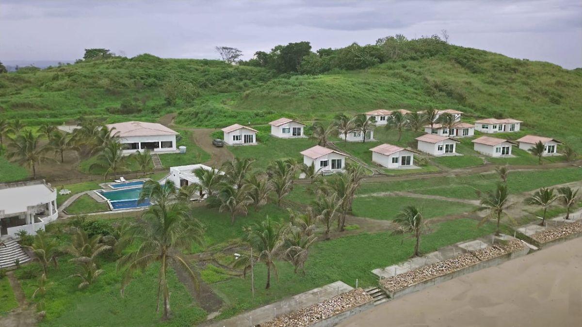 Venta Terreno con Area Hotelera, Proyecto de Vivienda, Área Ganaderia, Agricola y Camaronera, Manabí — imagen 5