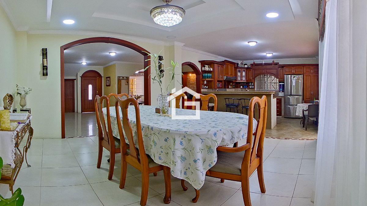 Casa con Suite y Oficina en Venta Cerca del Centro de Machala | Ideal Para Vivir y Emprender, El Oro — imagen 5