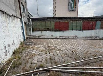 Terreno y Local de Arriendo (10 de Agosto) — imagen 4