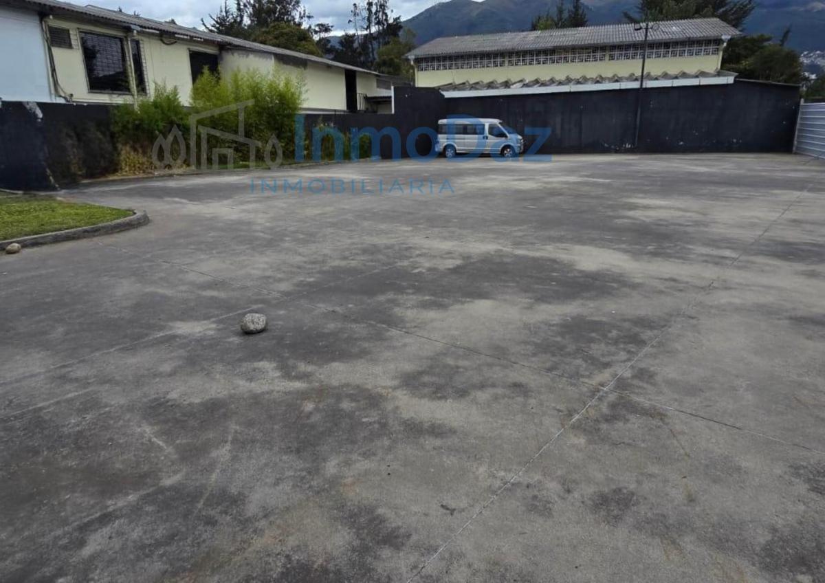 Vendo Terreno en Quito Sector de La Kennedy, Av Galo Plaza Lasso — imagen 10