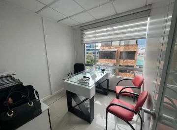 Oficina en Venta Amoblada, 48 m² Av 12 de Octubre y Colon — imagen 4
