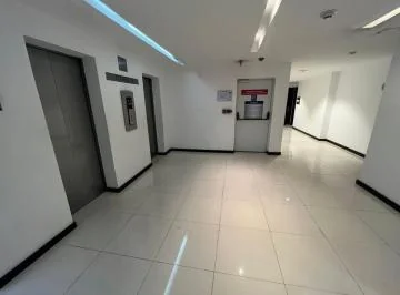 Oficina en Venta Amoblada, 48 m² Av 12 de Octubre y Colon — imagen 3