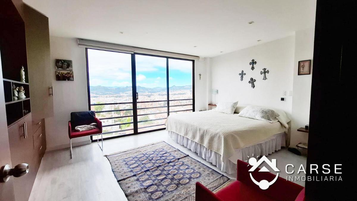 Amplio y Elegante Departamento en Venta, con Una Magnifica Vista Panorámica a La Ciudad, Azuay — imagen 4