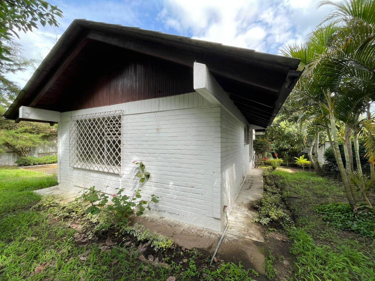 Terreno de Venta en Cumbaya Sector Universidad San Francisco — imagen 5