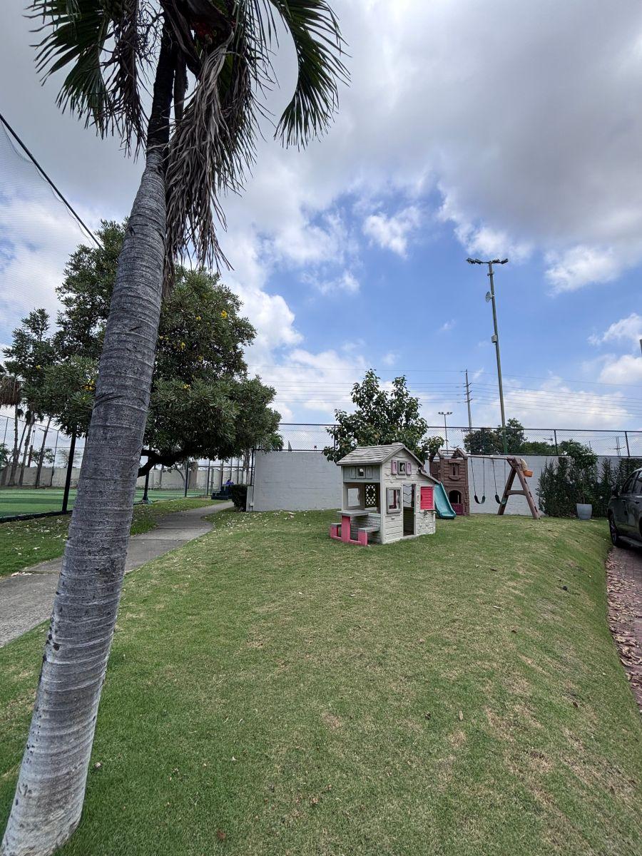 De Oportunidad Terreno en Venta Km. 8.5 Vía Samborondón, Guayas — imagen 4