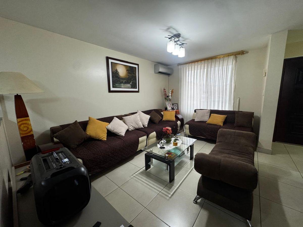 Se Vende Linda Casa Urbanización La Perla Etapa 2 Al Norte de Guayaquil!, Guayas — imagen 8