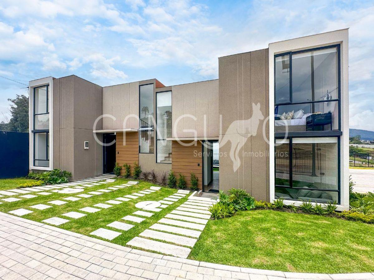 Casa Nueva en Tumbaco con Dormitorio en Planta Baja — imagen 5