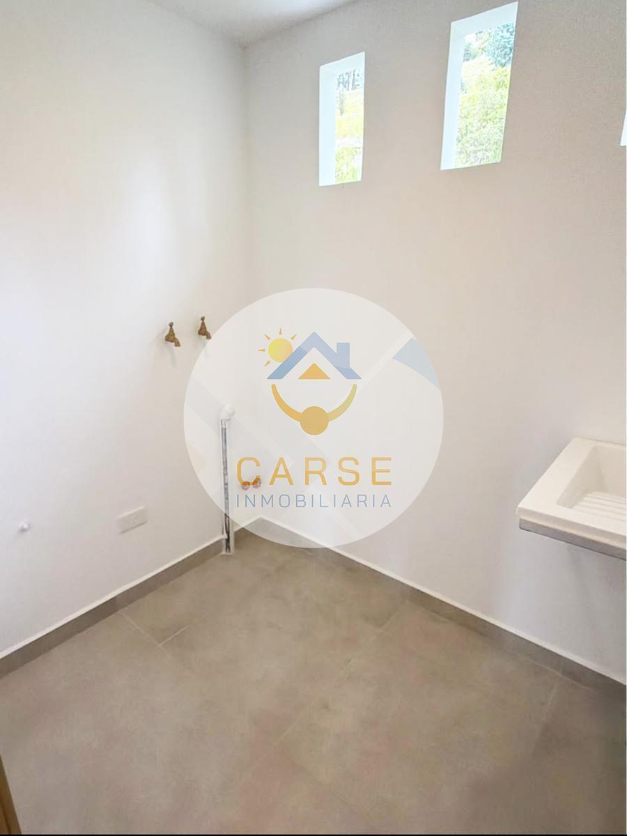 Linda Casa de 3 Habitaciones, en Bemaní a 5 Minutos del Parque Industrial, Azuay — imagen 5