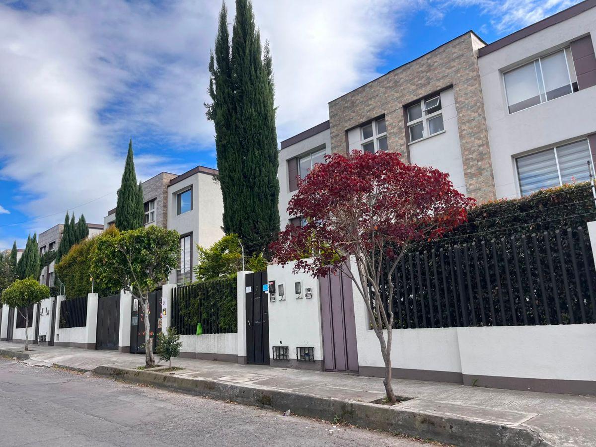 Casa en Venta, La Armenia - Valle de Los Chillos — imagen 10
