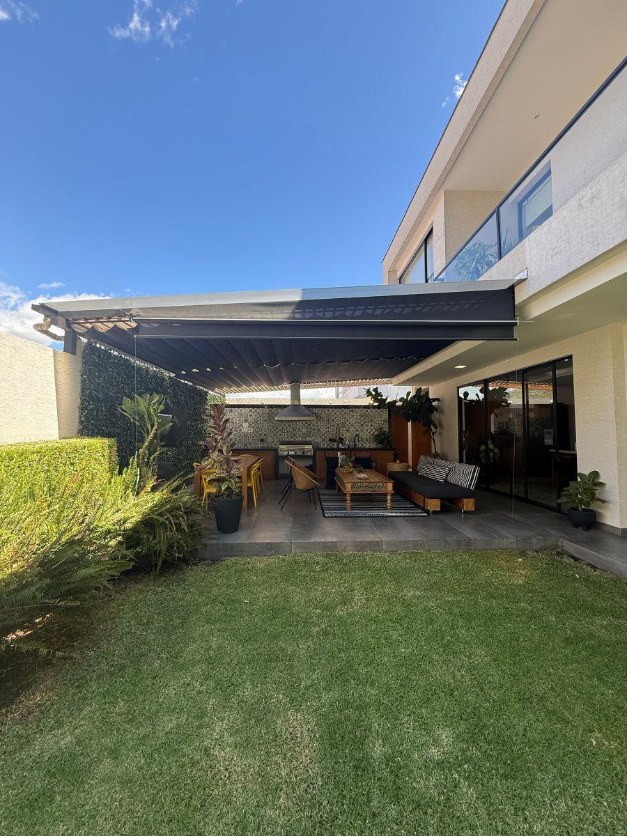 Casa Moderna con 3 Habitaciones y Estudio, Amplia, Excelente Ubicación en Yanazarapata — imagen 2