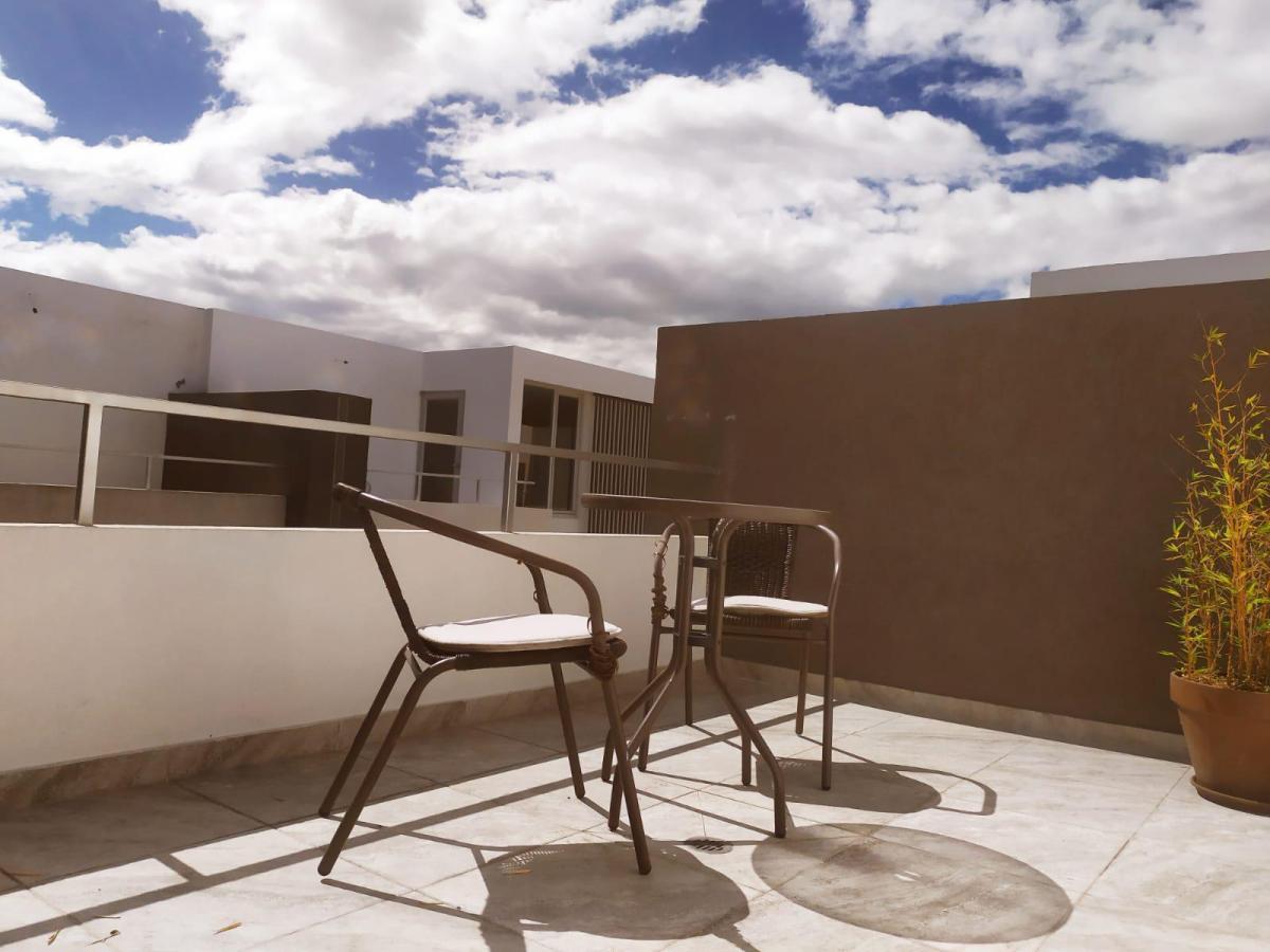 Casas Vip Modernas con Piscina y Áreas Verdes en Urbanización Privada con Doble Seguridad — imagen 2