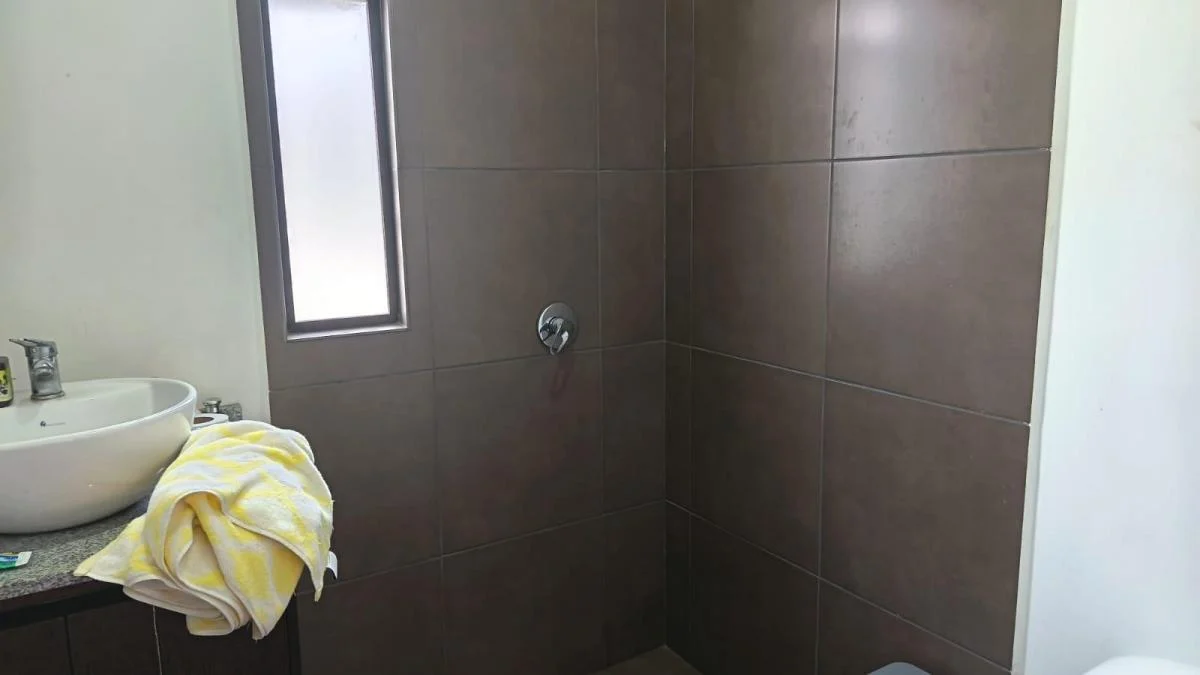 Se Vende Casa San Miguel Conocoto Conjunto Jardines de La Colina — imagen 4