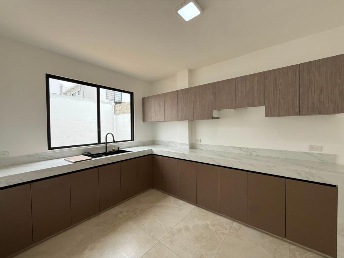 Venta Casa de Estreno Urb. La Joya Etapa Aguamarina 4 Dorm. Guayas — imagen 9