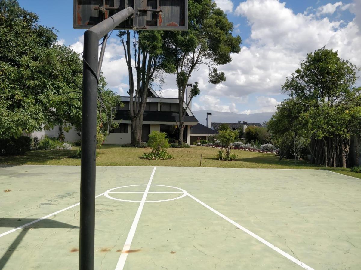 Cumbayá, Av pampite, Usfq, Oportunidad Constructores, Inversores, Casa en Venta en Urbanización — imagen 6