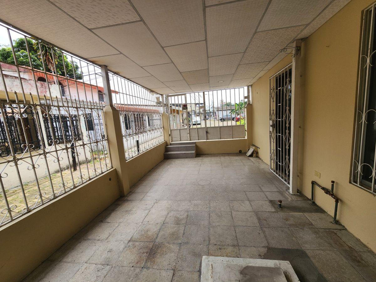 Vendo Alborada Séptima Etapa, Casa Rentera, 3 Suithes, Acepto Biess, Guayas — imagen 8