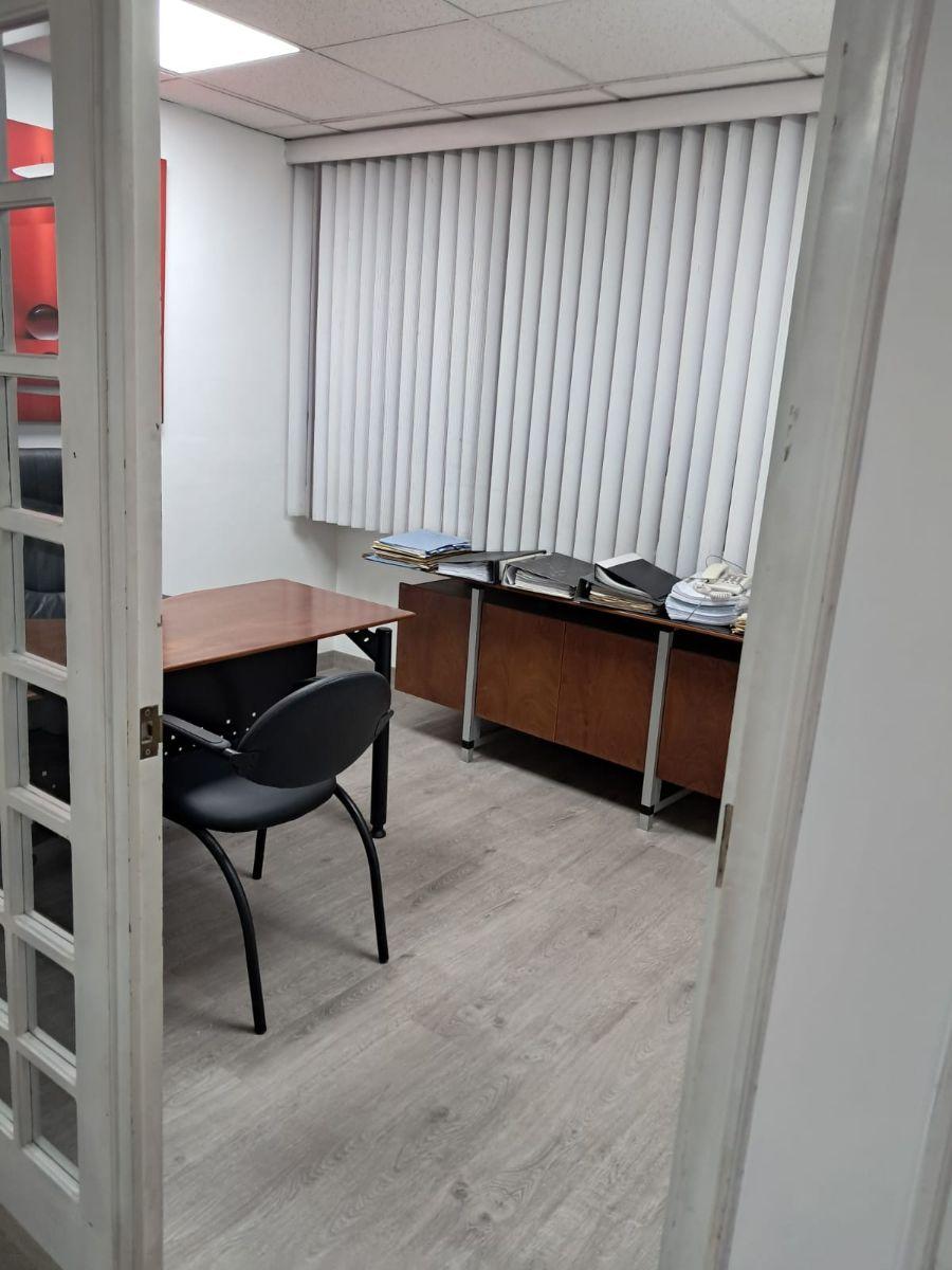 Vendo Oficina República del Salvador 118 m² — imagen 5