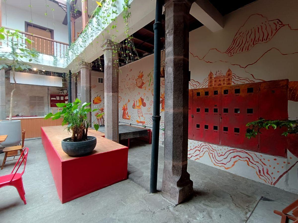 Bar Restaurante, Marca Posicionada en Quito, Plaza San Francisco — imagen 3