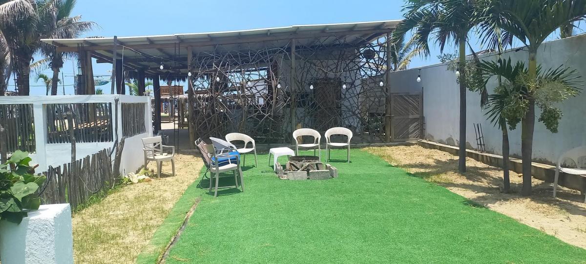 Hosteria con Salida a La Paya en Venta en La Via a Data, Guayas — imagen 6