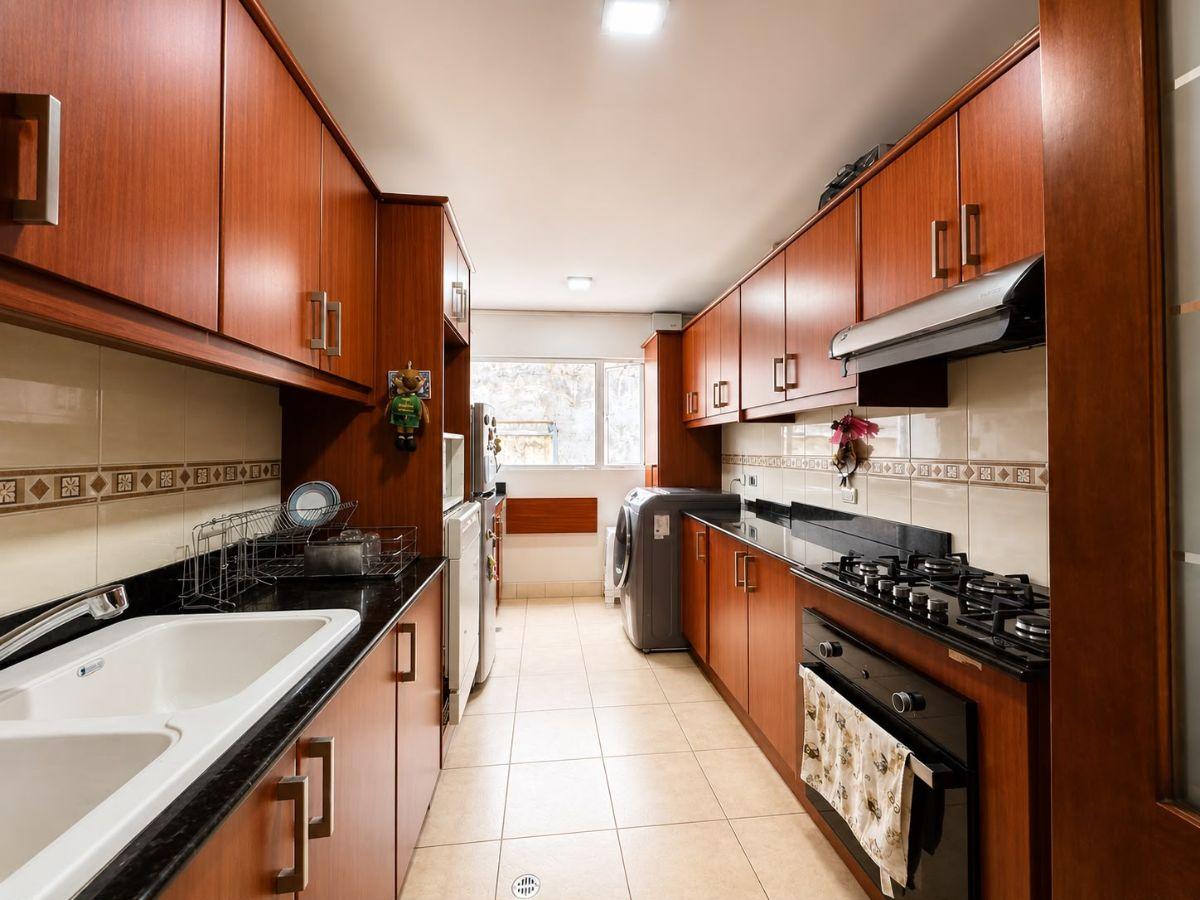 En Venta Departamento Dos Dorm. Mas Estudio 108 m² - Quito Tenis — imagen 6