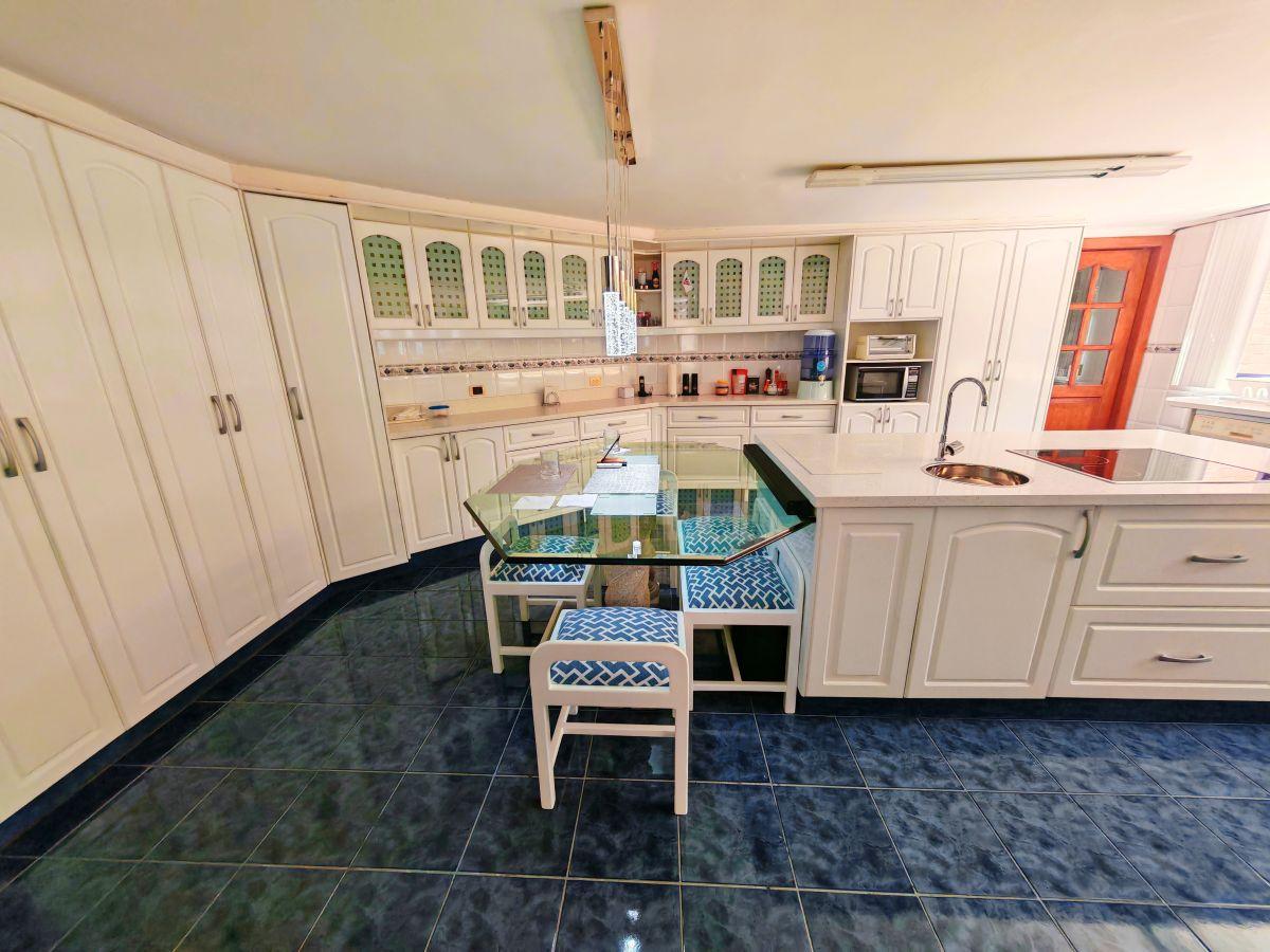 Venta: Departamento de Lujo 250 m² en Tanda 3 Dorm. con Baño Privado, Club Privado — imagen 4