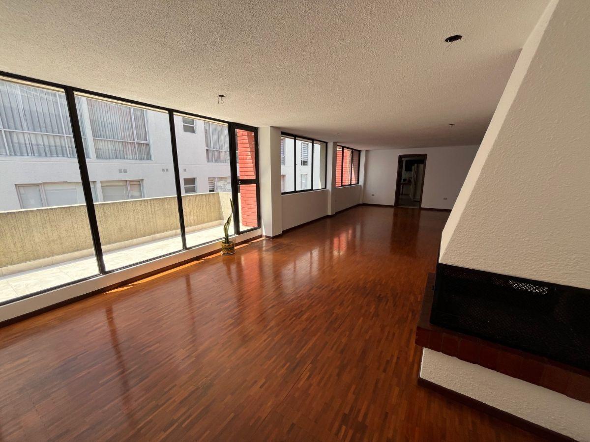 En Venta Departamento Duplex - Sector La Carolina — imagen 7