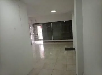 Venta Local en La 10 de Agosto y Daniel Hidalgo — imagen 2