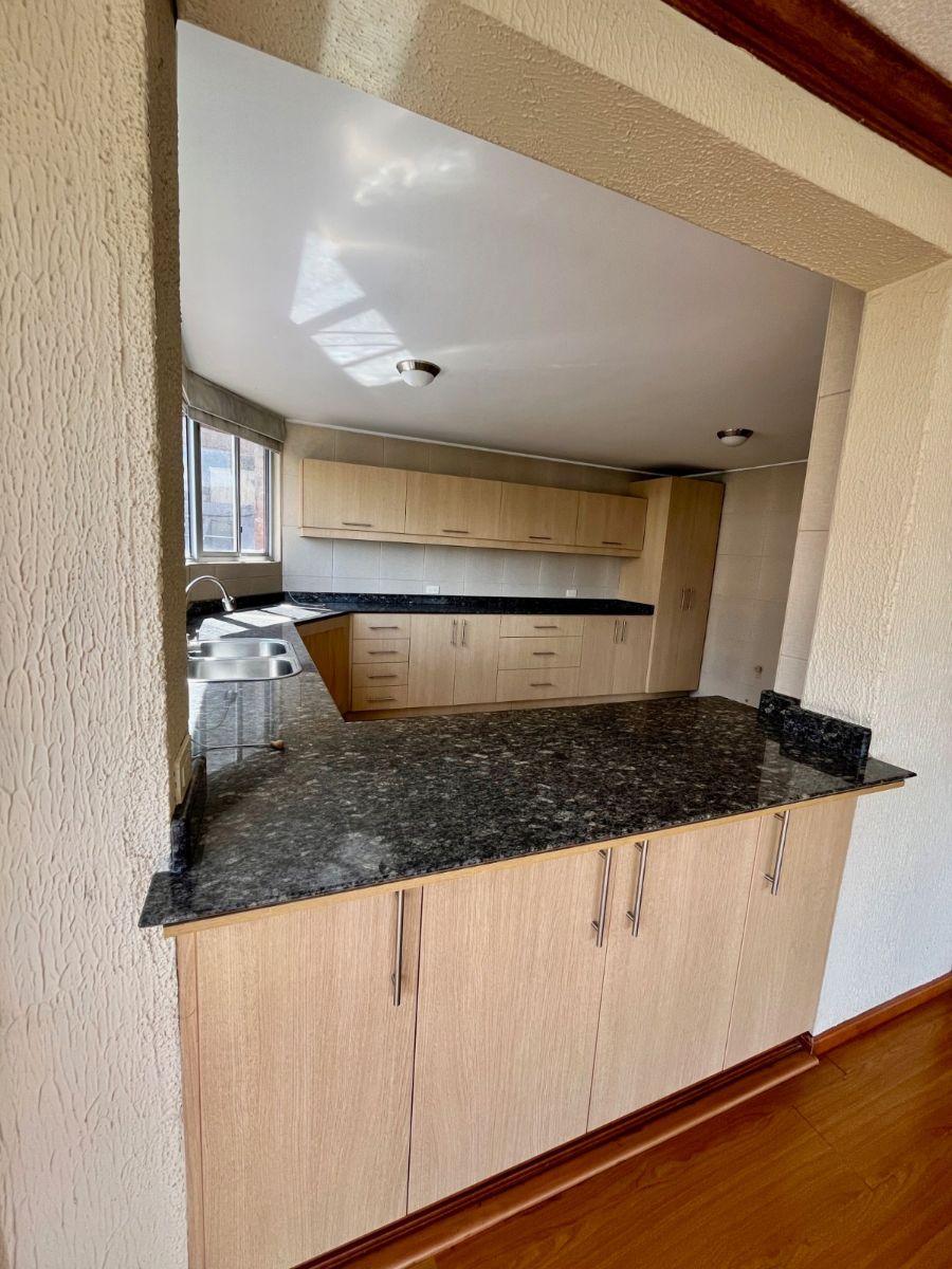 En Venta Departamento - Sector Gonzalez Suarez — imagen 9