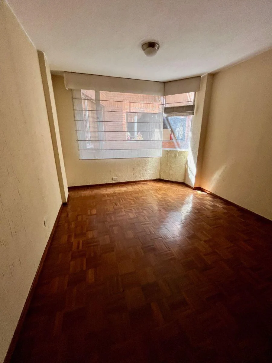 En Venta Departamento - Sector Gonzalez Suarez — imagen 5
