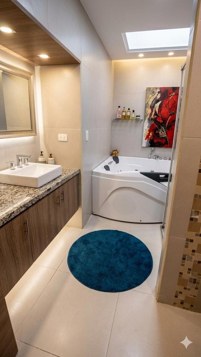 Vendo Casa Grande a 5 Minutos del Wayra Plaza en $175,000, Azuay — imagen 3