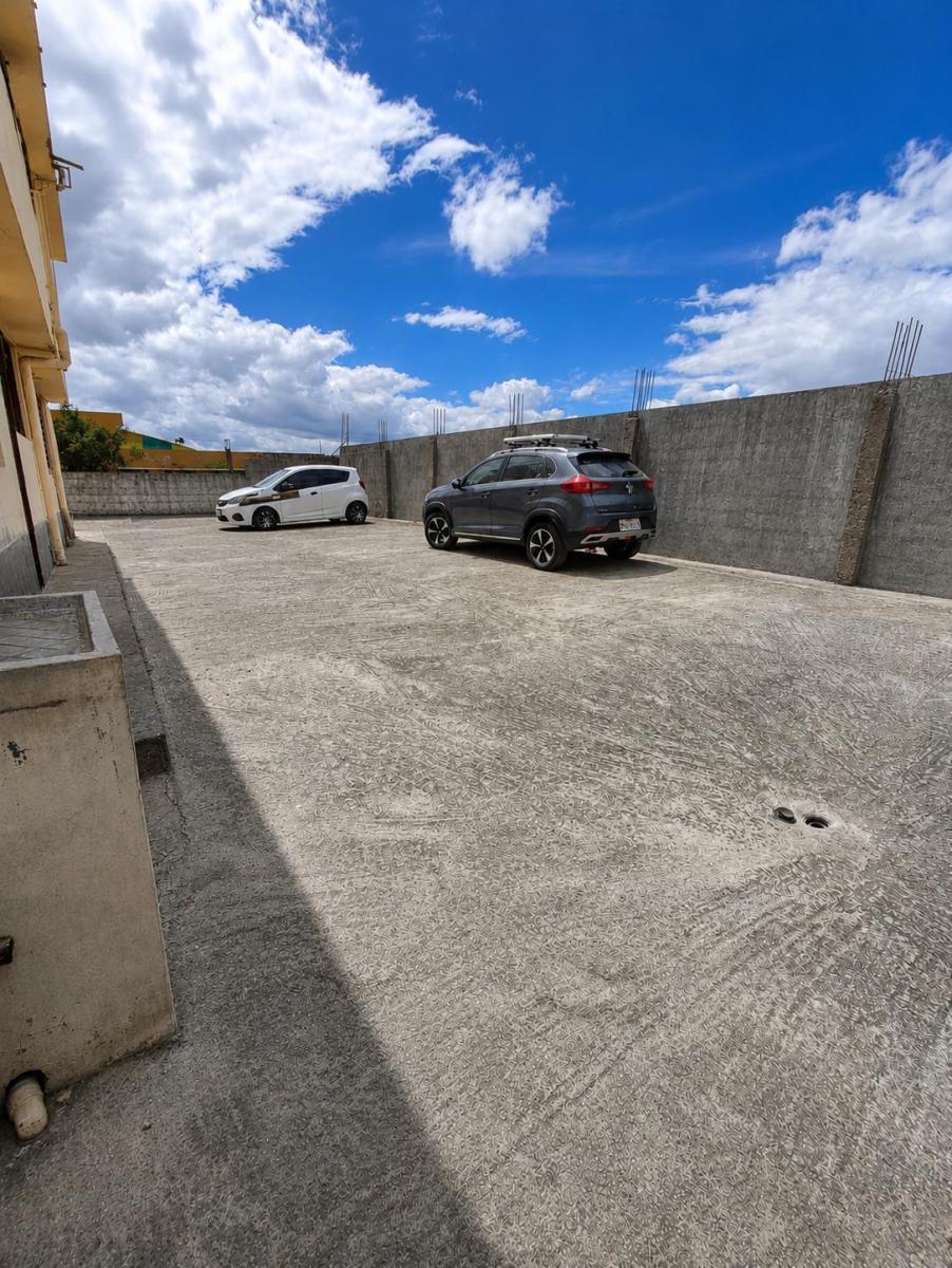 Propiedad en Venta con Dos Casas Renteras, 5 Departamentos y 1 Minidepartamento en Terreno 900 m. Provincia de Pichincha — imagen 10