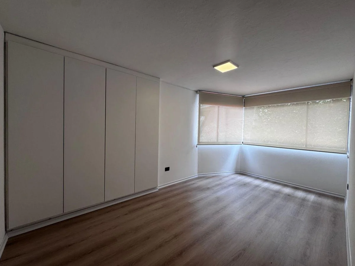 Vendo Departamento Remodelado en La Gonzalez Suarez — imagen 8