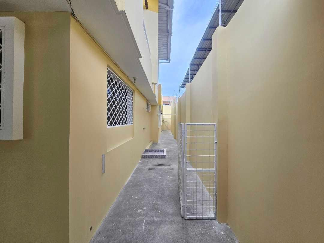Vendo Casa Urb. La Campiña, Una Panta, con Piscina, Manabí — imagen 8