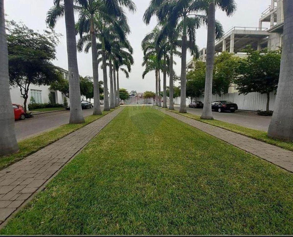 Samborondón Lagos del Batan Terreno en Venta, Guayas — imagen 8