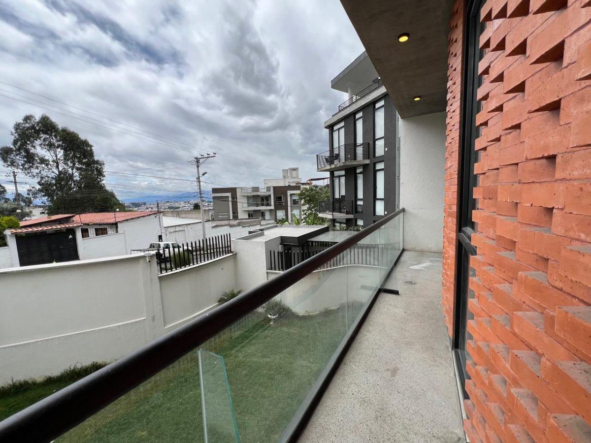 Venta Departamento con Balcon 2 Dorm. Edf Amahru Iñaquito Alto Junto a La Univ Hemisferios — imagen 5