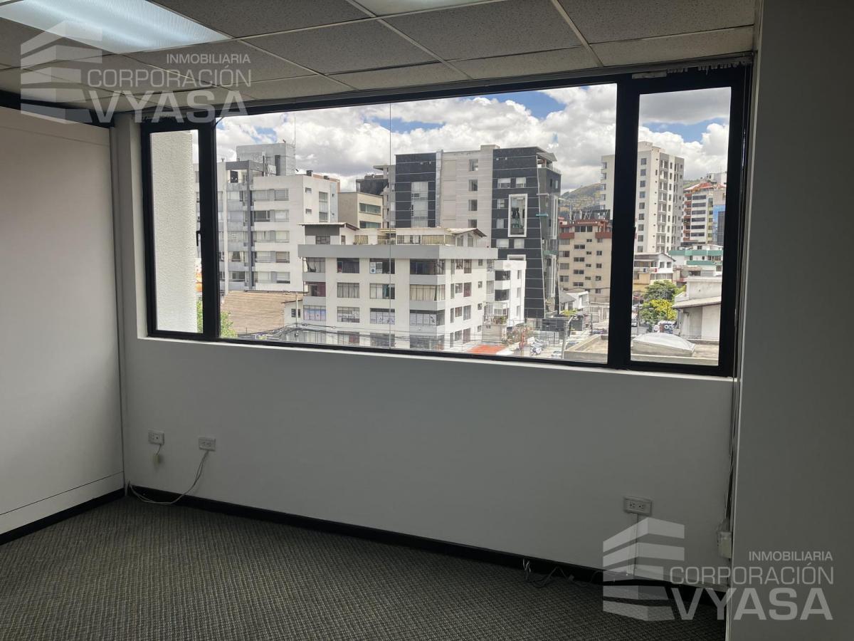Carolina - Amazonas y Rumipamba, Oficina de Venta 70 m² — imagen 7