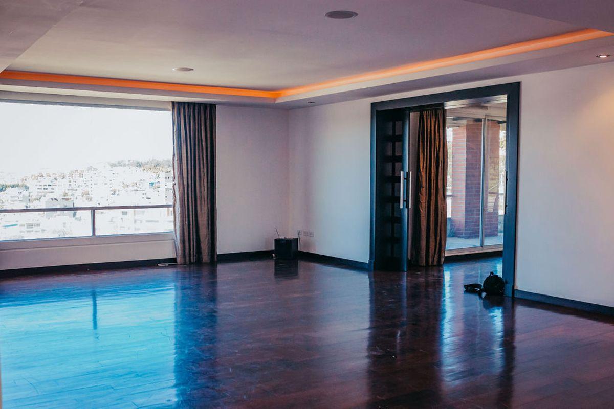 Exclusivo Departamento de Lujo en Venta en Quito Tenis. 7 Mo Piso — imagen 8