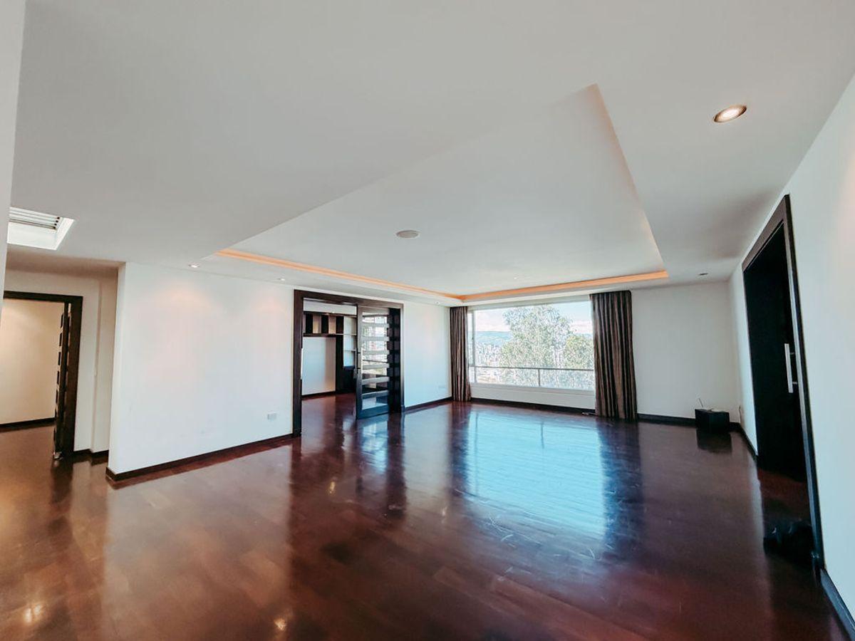 Exclusivo Departamento de Lujo en Venta en Quito Tenis. 7 Mo Piso — imagen 5