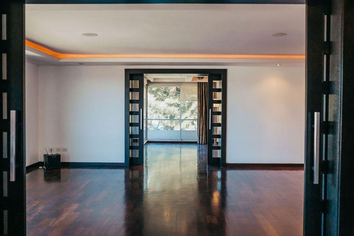 Exclusivo Departamento de Lujo en Venta en Quito Tenis. 7 Mo Piso — imagen 4