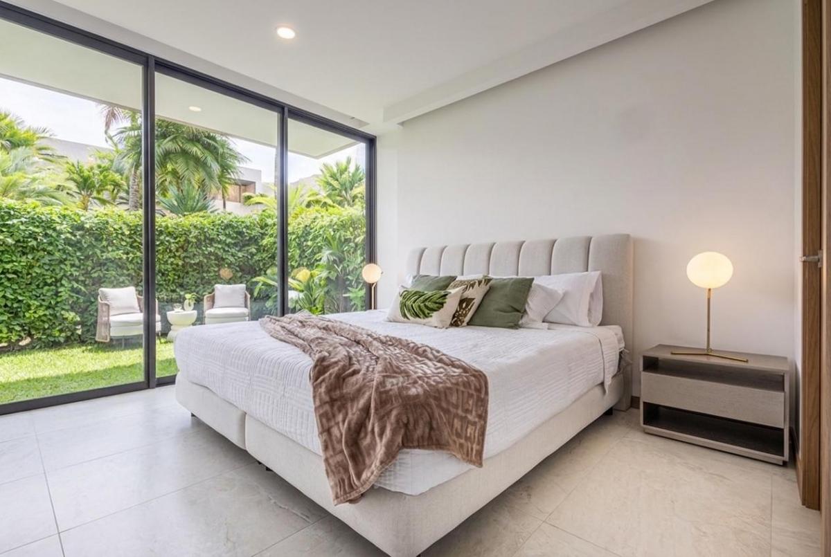 Departamento de Lujo con Jardín Privado en Cumbayá | 3 Dorm. — imagen 5