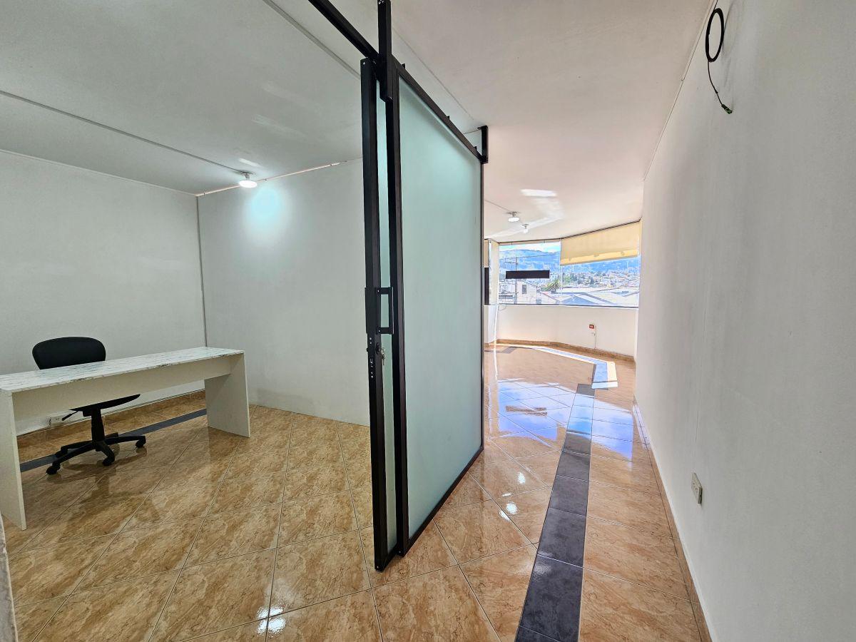 Oficina Comercial de 60 m² en Venta en El Triángulo — imagen 7