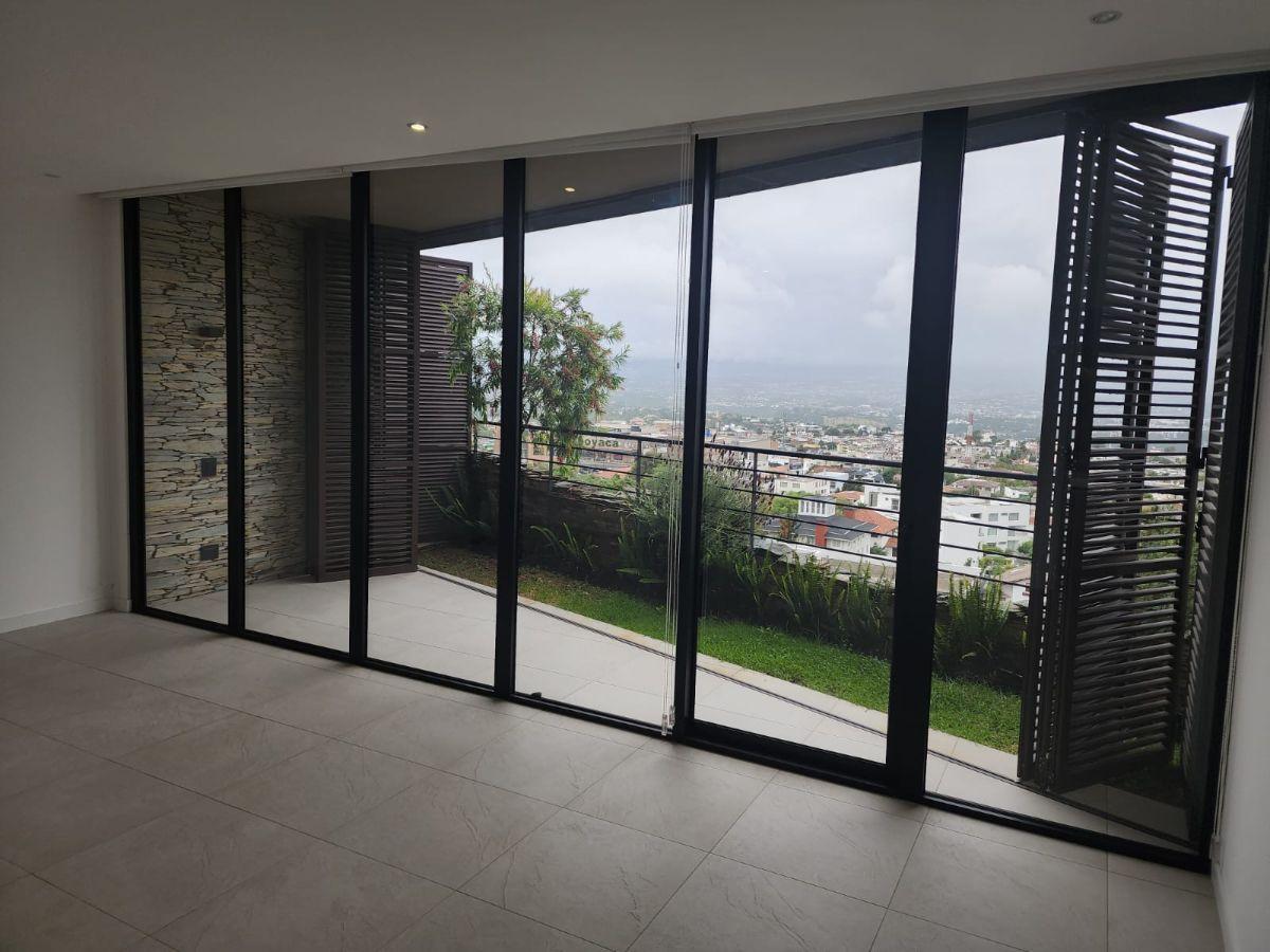 Departamento de Lujo con Jardín Privado | Aquarela Cumbayá — imagen 3