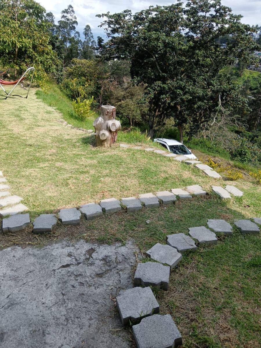 En Venta Terreno 1600 Mtrs, Casa Prefabricada 42 m, Itchimbia $120.000 — imagen 6