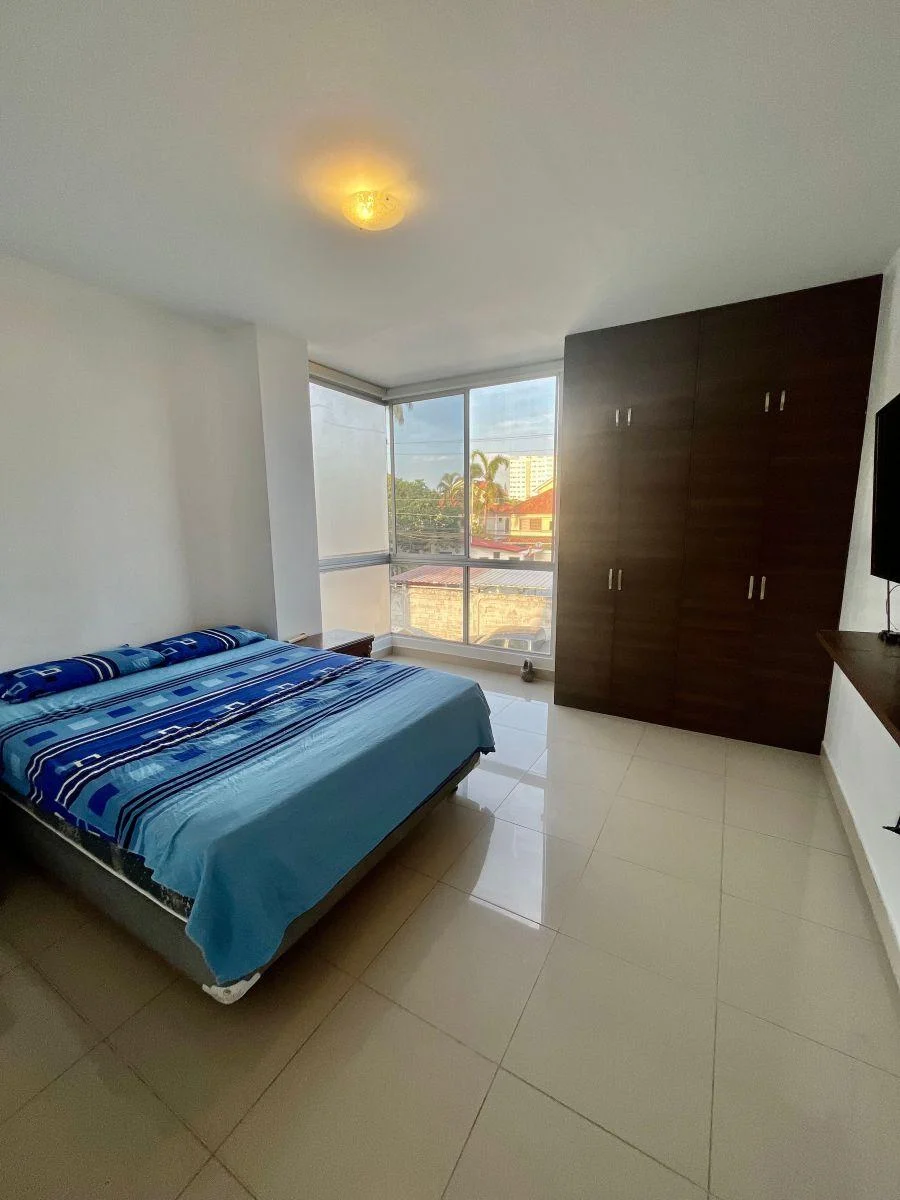 Departamento de Dos Dorm. en Urb. Puerto Azul, Guayas — imagen 5