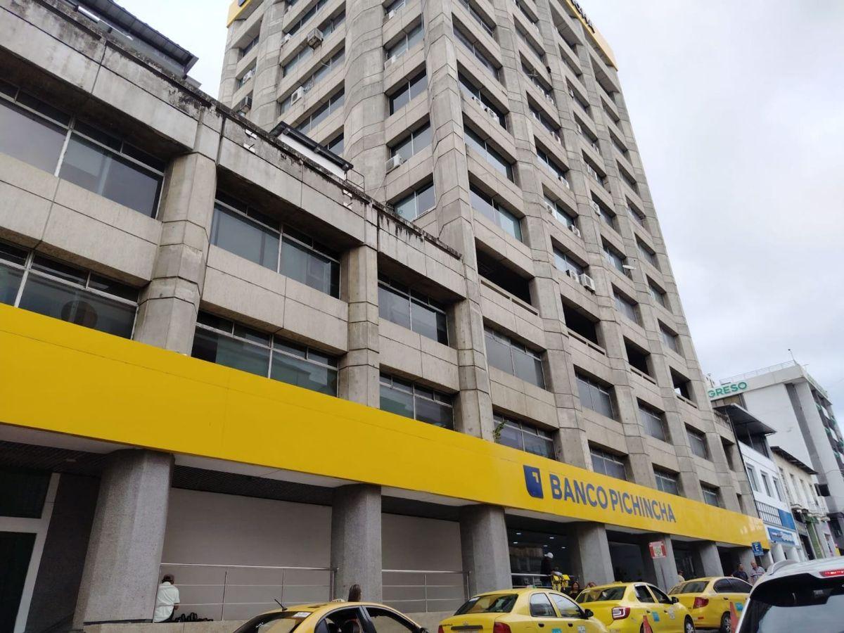 Oficina de Venta Edificio Banco Pichincha Manta, Manabí — imagen 3