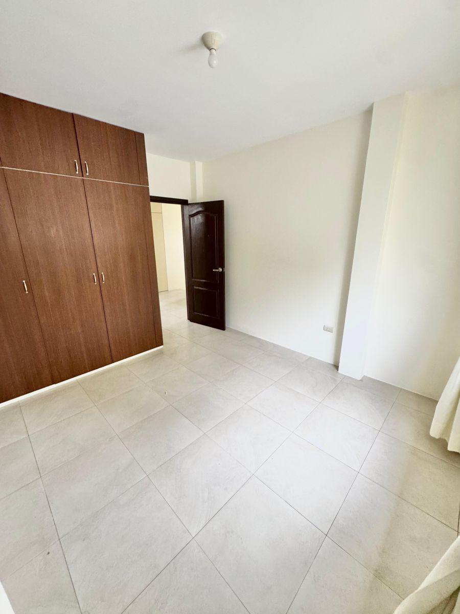 Vendo Casa en Belohorizonte de Dos Plantas, con Tres Dorm., Áreas Deportivas. Guayas — imagen 4