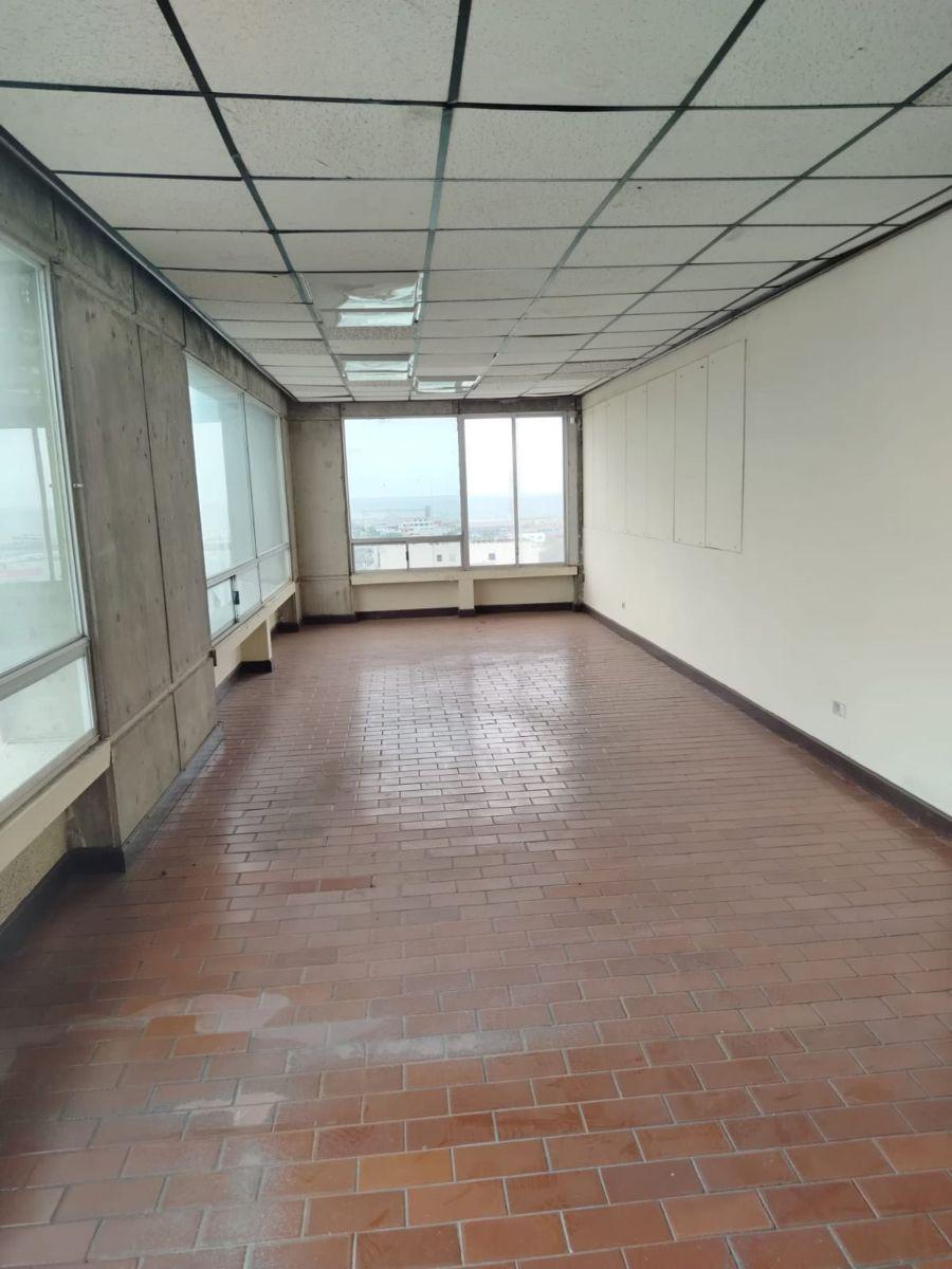 Oficina de Venta en Manta Edificio Banco Pichincha, Manabí — imagen 4