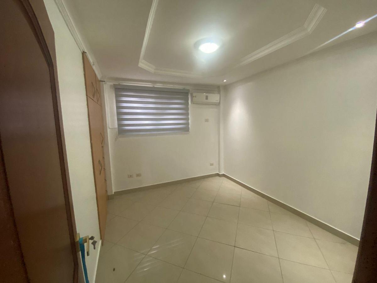 Departamento - en Venta – Kennedy Norte con Parqueo, Guayas — imagen 8
