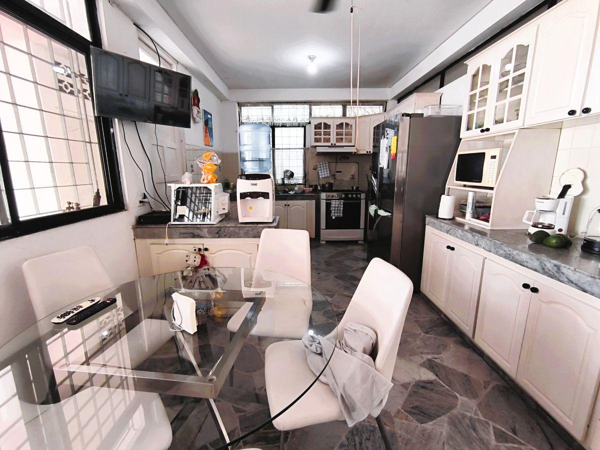 En Venta Casa en La Garzota con Habitación en Planta Baja. B. Boero, Guayas — imagen 6